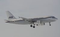 OY-KBO @ LOWW - SAS retro look Airbus A319 - by Delta Kilo