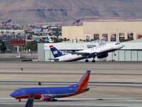 N604AW @ KLAS - US Airways / 2000 Airbus Industrie A320-232 - by Brad Campbell