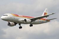 EC-ILR @ EGLL - Iberia A320