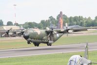 752 @ FFD - Royal International Air Tattoo 2007 - by Steve Staunton