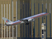 N172AJ @ KLAS - American Airlines / 2002 Boeing 757-223 - by Brad Campbell