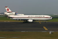 S2-ACR @ EBBR - taxiing to take off on rwy 25R