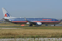 N944AN @ YYZ - Taxiing for departure via RWY23. - by topgun3