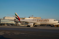 A6-EAC @ VIE - Emirates Airbus 330-200 - by Yakfreak - VAP