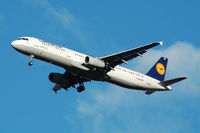 D-AISE @ EGCC - Lufthansa - Landing - by David Burrell
