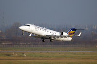 D-ACRQ @ DUS - Taking off - by Micha Lueck