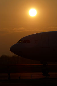 TC-JMK @ VIE - Swiss Airbus A340-300 - by Yakfreak - VAP