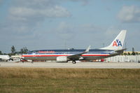 N939AN @ KMIA - Boeing 737-800 - by Mark Pasqualino