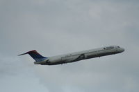 N934DL @ KFLL - MD-88 - by Mark Pasqualino