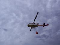 N213KA - working with Bambi Bucket