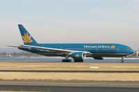 VN-A144 @ YSSY - Vietnam Airlines 777-200 - by Andy Graf-VAP