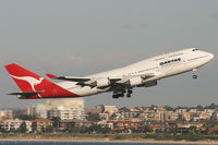 VH-OEC @ YSSY - Qantas 747-400 - by Andy Graf-VAP