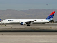 N827MH @ KLAS - Delta Airlines / 2001 Boeing 767-432ER - by Brad Campbell
