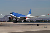 G-WWBB @ KLAS - BMI / 2001 Airbus Industrie A330-243