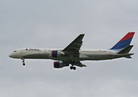N661DN @ TPA - Delta - by Florida Metal