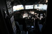 N921DL @ DTW - Delta MD-88 cockpit - by Florida Metal