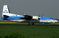 PH-KVC @ AMS - visitor - by Wolfgang Zilske