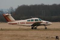 F-GIRD @ LFQG - Beechcraft 76 Duchess - by Marie-ThÃ©rÃ¨se Halleguen