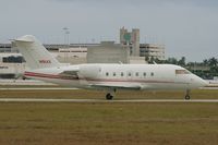 N914X @ KPBI - CL600