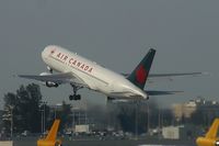 C-GPWA @ KMIA - Air Canada 767-200