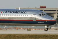 XA-AMU @ KMIA - Aeromexico MD80