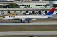 N751AT @ KFLL - Delta Airlines 757-200 - by Andy Graf-VAP