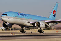 HL7734 @ KLAS - Korean Air / 2005 Boeing 777-2B5 (ER)