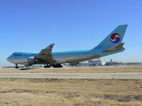 HL7601 @ DFW - Korean Air Cargo on the Taxiway - by Zane Adams