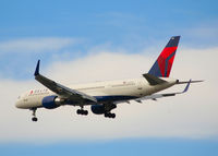 N712TW @ KATL - Former American Airlines on final for 26R - by Michael Martin