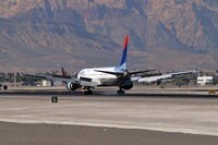 N827MH @ KLAS - Delta Airlines / 2001 Boeing 767-432ER - by Brad Campbell