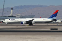 N827MH @ KLAS - Delta Airlines / 2001 Boeing 767-432ER - by Brad Campbell