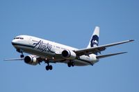 N307AS @ CYVR - Alaska Airlines in final approach