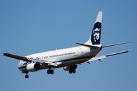 N307AS @ CYVR - Alaska Airlines in final approach