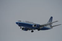 N337UA @ KORD - Boeing 737-300