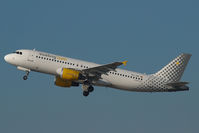 EC-JAB @ BCN - Vueling Airbus 320