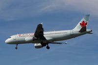 C-FLSU @ CYVR - Air Canada - by Michel Teiten ( www.mablehome.com )