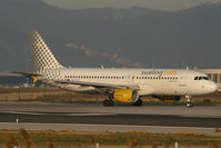 EC-JTR @ BCN - Vueling Airbus 320 - by Yakfreak - VAP