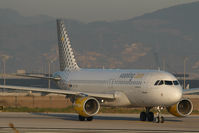 EC-JTR @ BCN - Vueling Airbus 320