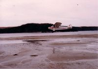 C-GUJT @ CYBC - Atterrissage sur la plage (Riv. Manicougan) - by André Parent