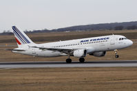 F-GFKO @ VIE - Airbus Industrie A320-211