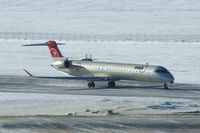 N914XJ @ CID - CRJ9 departing Runway 31