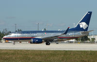 N855AM @ MIA - After its delivery in 2004 this Aeromexico B737 originally flew as XA-KAM - by Terry Fletcher