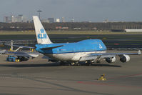 PH-BFU @ EHAM - KLM - Royal Dutch Airlines Boeing 747-400