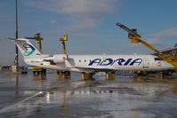 S5-AAJ @ VIE - Adria Airways Regionaljet - by Yakfreak - VAP