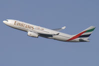 A6-EAB @ VIE - Emirates Airbus A330-200 - by Thomas Ramgraber-VAP