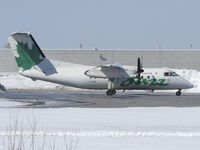 C-FGRP @ CYOW - Taxiing to Rwy 25