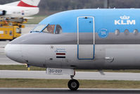 PH-KZG @ VIE - Fokker70 - by Juergen Postl