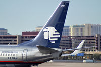 XA-QAM @ KLAS - Aeroméxico / Boeing 737-752