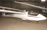 G-DEVW - Gliders at the London Gliding Club at Dunstable Downs - by Terry Fletcher