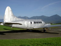 N4913V - AT CHILLIWACK AIRPORT - by C.MOORE